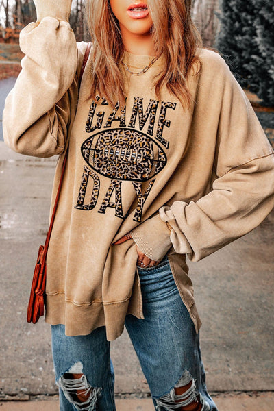 Women's Mineral Wash Relaxed Pullover with Exposed Seams made for easy styling and wardrobe coordination, with premium-like structure and finish.