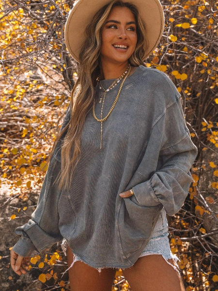Women's Mineral Wash Relaxed Pullover with Exposed Seams made for easy styling and wardrobe coordination, with premium-like structure and finish.