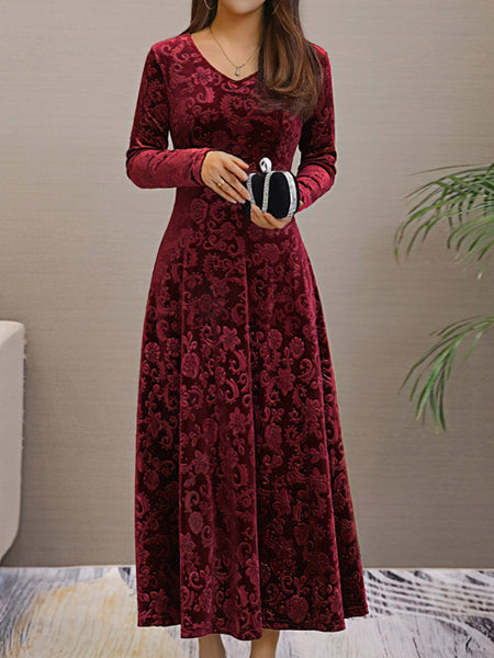 Women's Damask Velvet V-Neck A-Line Maxi Dress in Deep Plum
