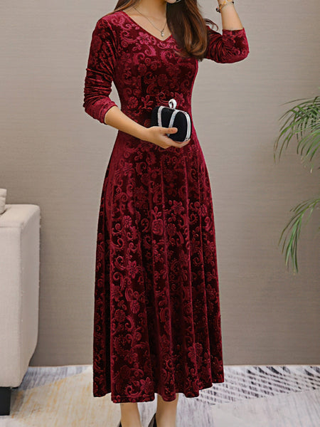 Women's Damask Velvet V-Neck A-Line Maxi Dress in Deep Plum