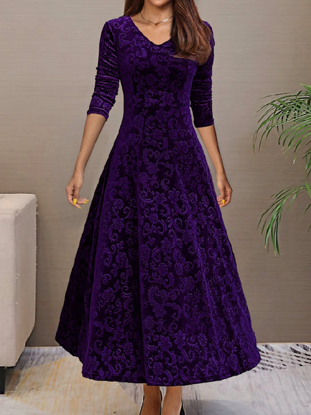 Women's Damask Velvet V-Neck A-Line Maxi Dress in Deep Plum