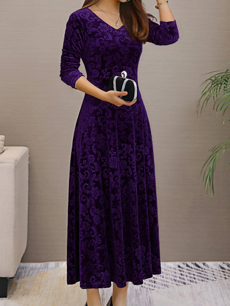 Women's Damask Velvet V-Neck A-Line Maxi Dress in Deep Plum