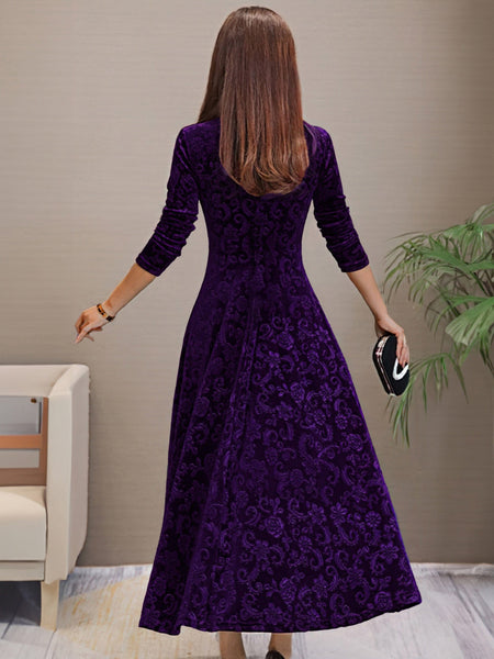 Women's Damask Velvet V-Neck A-Line Maxi Dress in Deep Plum