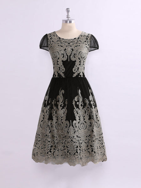 Stunning Black Applique Homecoming Dress with Zipper