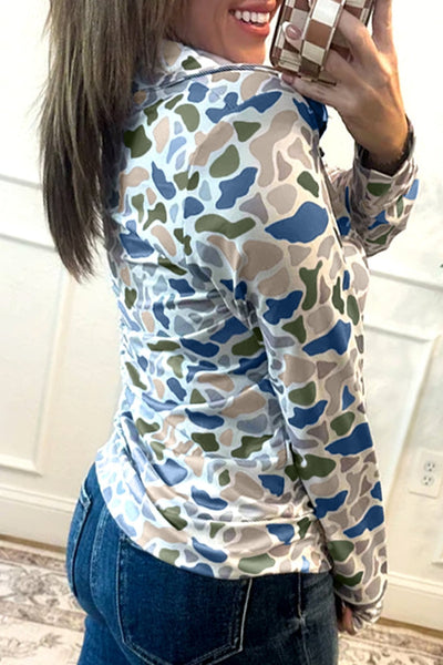 Trendy Women's Blue Camouflage Pullover Sweatshirt with Zip Collar & Kangaroo Pocket - Casual Fit for Everyday Style