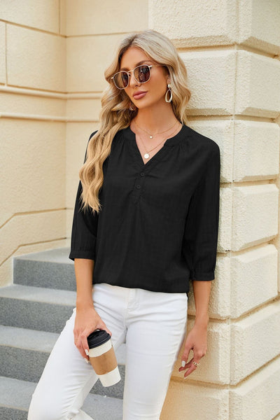 V-neck buttoned quarter-sleeve loose T-shirt top