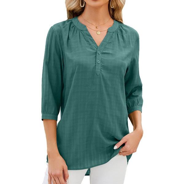 V-neck buttoned quarter-sleeve loose T-shirt top
