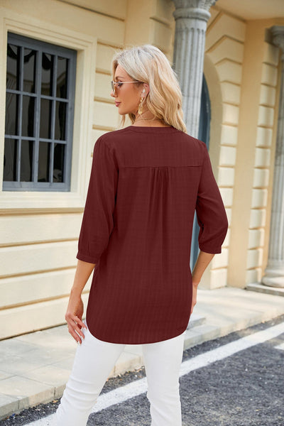 V-neck buttoned quarter-sleeve loose T-shirt top