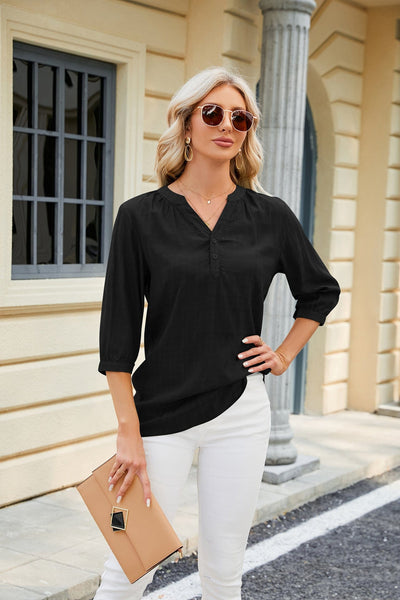 V-neck buttoned quarter-sleeve loose T-shirt top