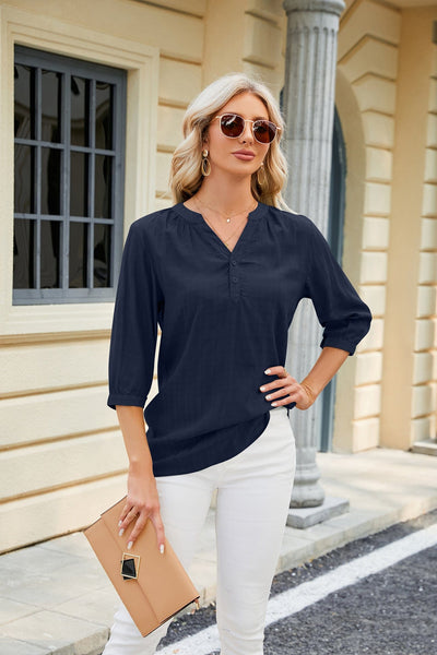 V-neck buttoned quarter-sleeve loose T-shirt top