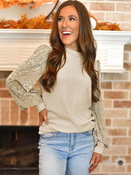 Women'S Loose Fit Leopard Print Knit Pullover With Round Neck And Casual Style Top