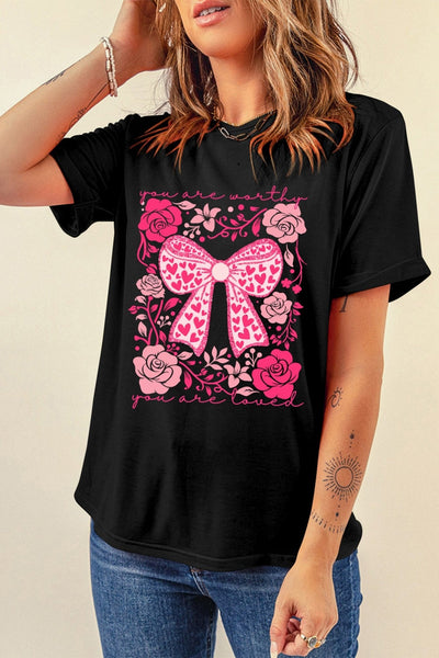 Women's Black Heart Bow and Floral Graphic T-Shirt with practical styling and dependable silhouette control.