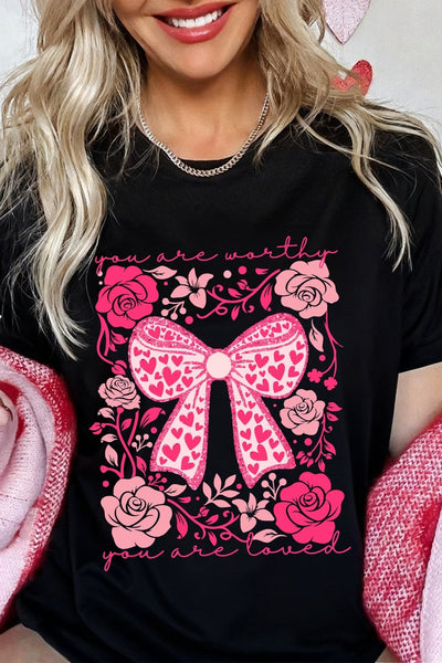 Women's Black Heart Bow and Floral Graphic T-Shirt with practical styling and dependable silhouette control.