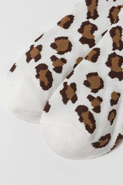 Women's Classic White Leopard Print Crew Socks in Soft Cotton-Blend