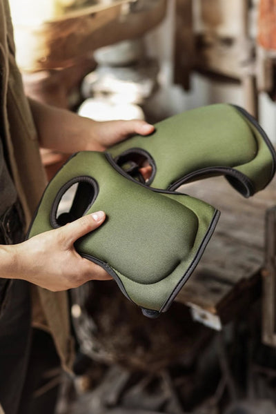 Women's Guacamole Green Cushioned Gardening Knee Pads with Velcro Straps