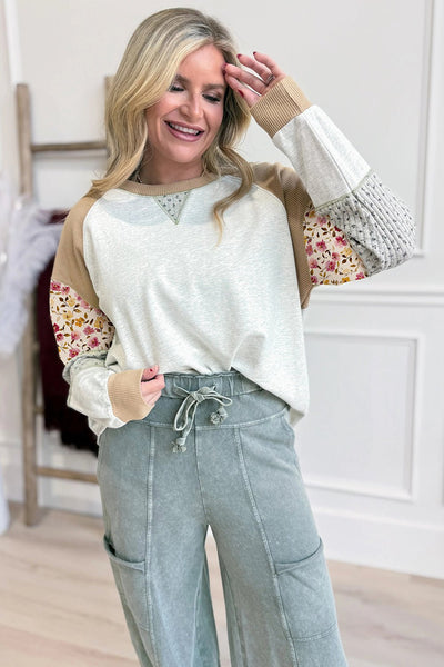 Women's Light Grey Patchwork Raglan Pullover with Floral Accents