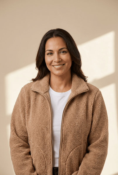 Women's Light Grey Women's Cozy Sherpa Jacket with Pockets - Soft Fleece Layer for Casual Style and Comfort