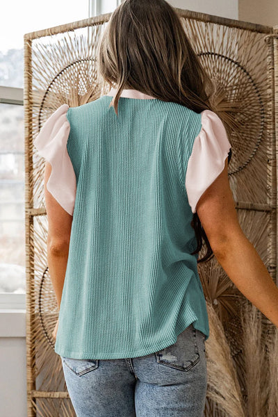 Women's Plus Size Textured Ribbed Blouse with Contrast Ruffle Trim