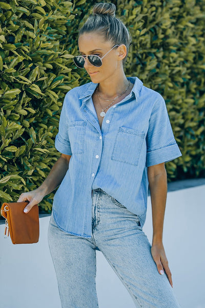 Women's Relaxed Light Wash Short Sleeve Denim Shirt