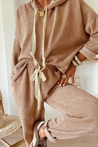 Women's Relaxed Ribbed Knit Hoodie and Jogger Set in Camel