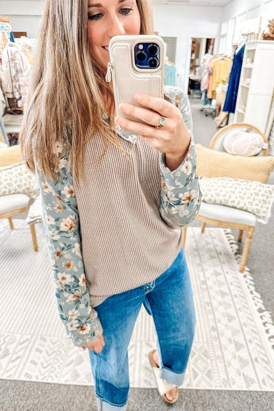 Women's Ribbed Floral Raglan Sleeve Top in Parchment and Dusty Sage