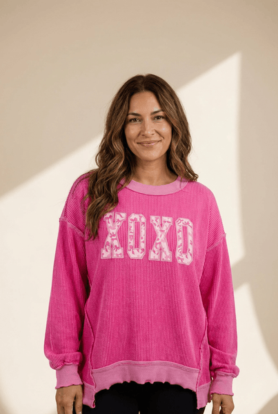Women's Strawberry Pink XOXO Bow Graphic Ribbed Long Sleeve Tee
