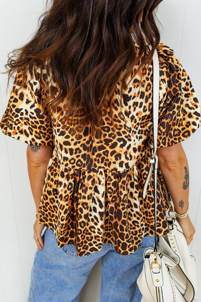 Women's Trendy Women's Leopard Print Babydoll Blouse with Short Puff Sleeves and Slit Neck - Perfect for Summer Casual Outfits