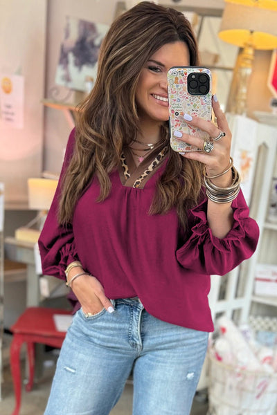 Women's Violet V-Neck Blouse with Leopard Trim and Flounced Sleeves with practical styling and dependable silhouette control.