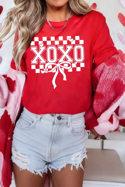 Women's XOXO Checkered Graphic Tee with Bow Detail