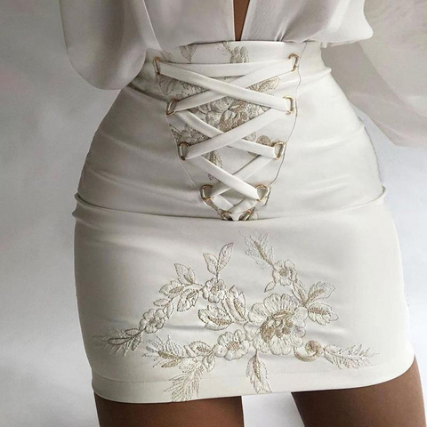 Classy Floral Lace Mini Skirt